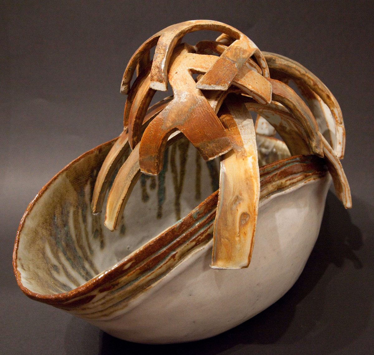Body as vessel turned - ceramic sculpture - &copy;Lydia-Charak-min.jpg